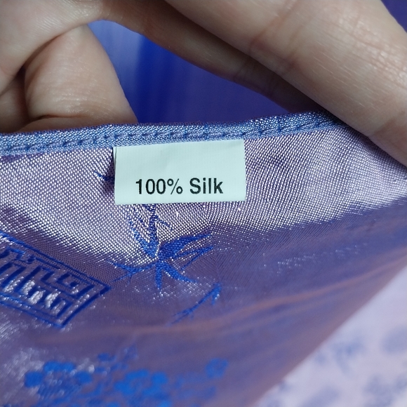 100% Silk Scarf Rectangle Pink Purple Blue Tassels Color Shift 68"×17" - Picture 6 of 7